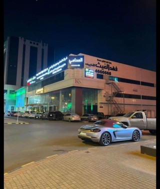 عماره مكاتب ومعارض للبيع حي العليا
